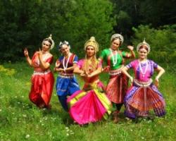 Индийски танци - видео уроци за начинаещи